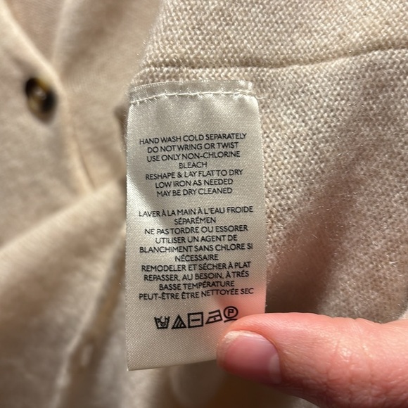 ‼️FREE PEOPLE sweater‼️ - Picture 4 of 7